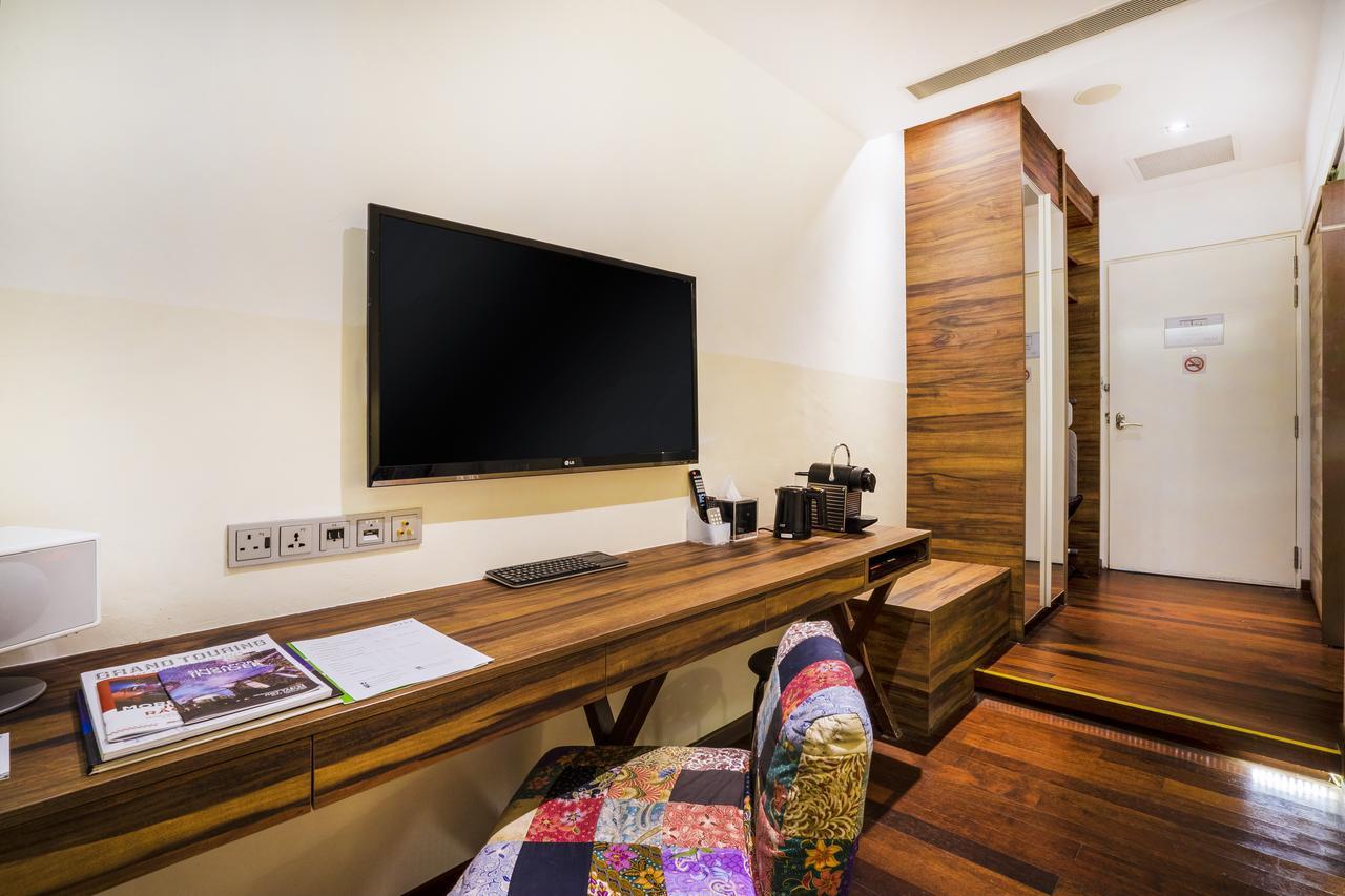 The Daulat By Hotel Calmo Singapore Exterior photo